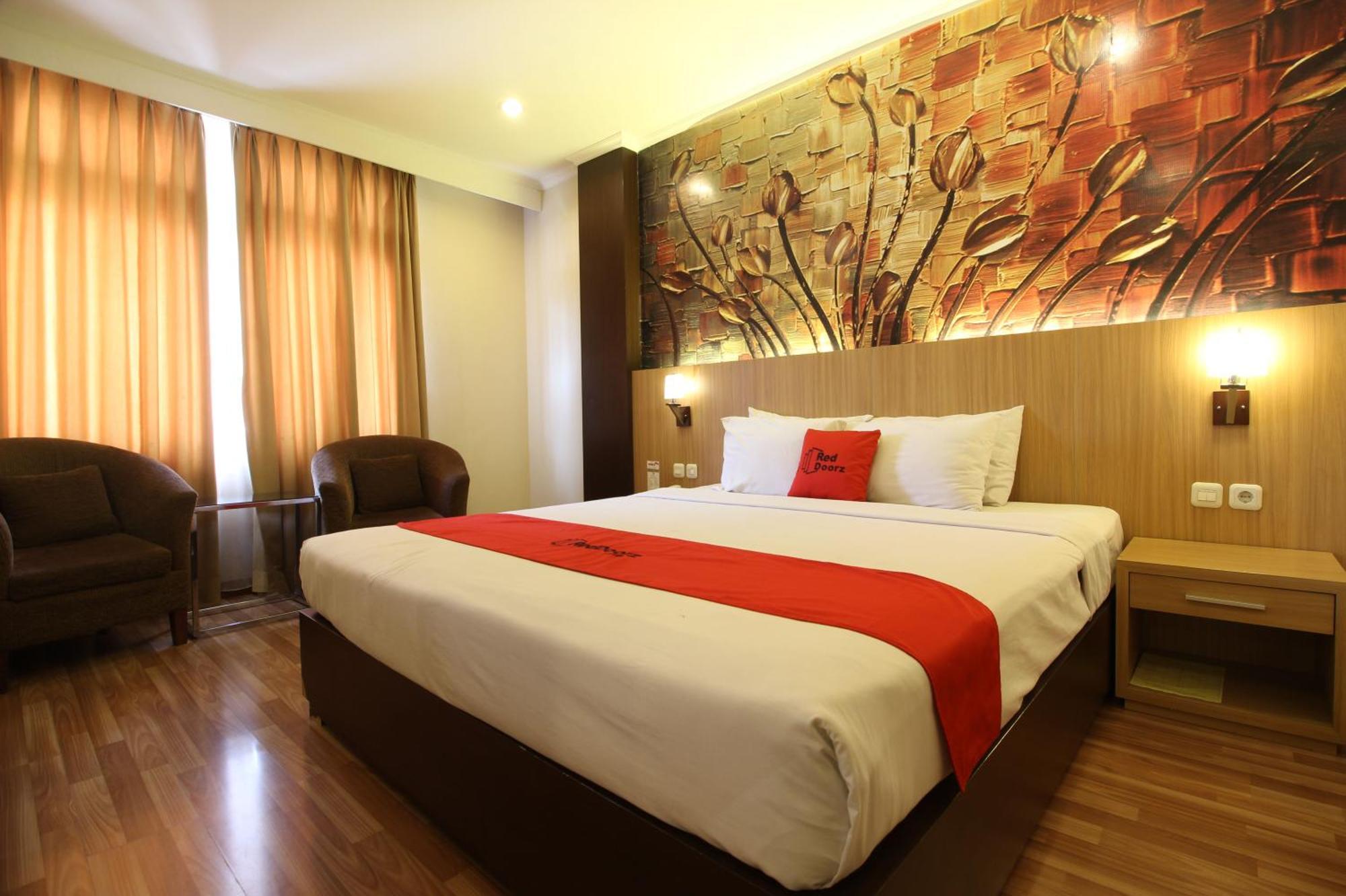 Reddoorz Premium @ Slamet Riyadi 2 Solo Eksteriør billede
