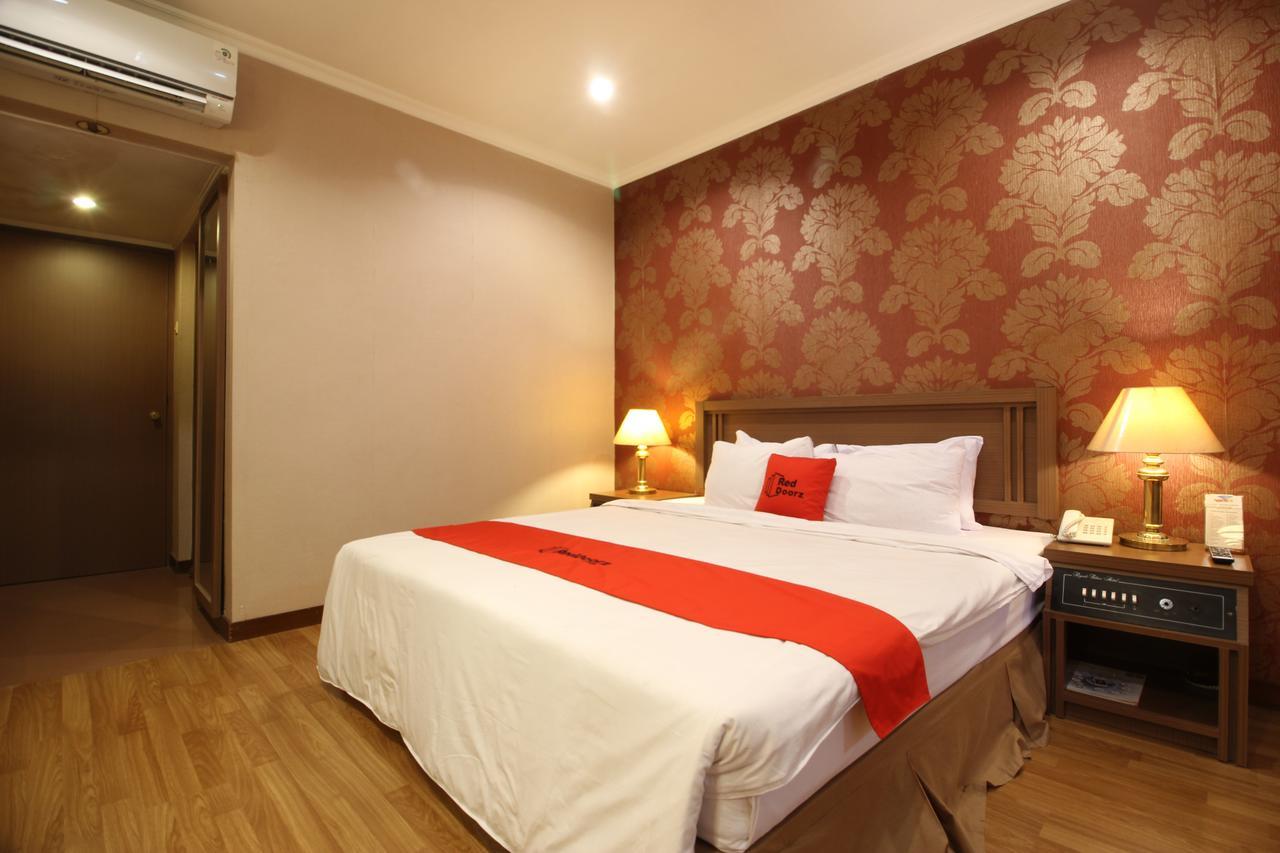 Reddoorz Premium @ Slamet Riyadi 2 Solo Eksteriør billede