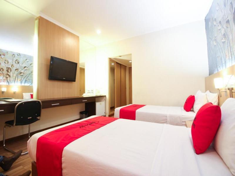 Reddoorz Premium @ Slamet Riyadi 2 Solo Eksteriør billede