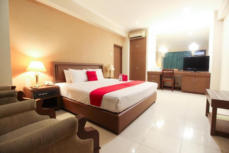 Reddoorz Premium @ Slamet Riyadi 2 Solo Eksteriør billede