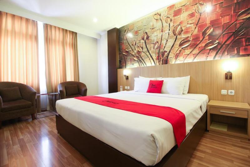 Reddoorz Premium @ Slamet Riyadi 2 Solo Eksteriør billede
